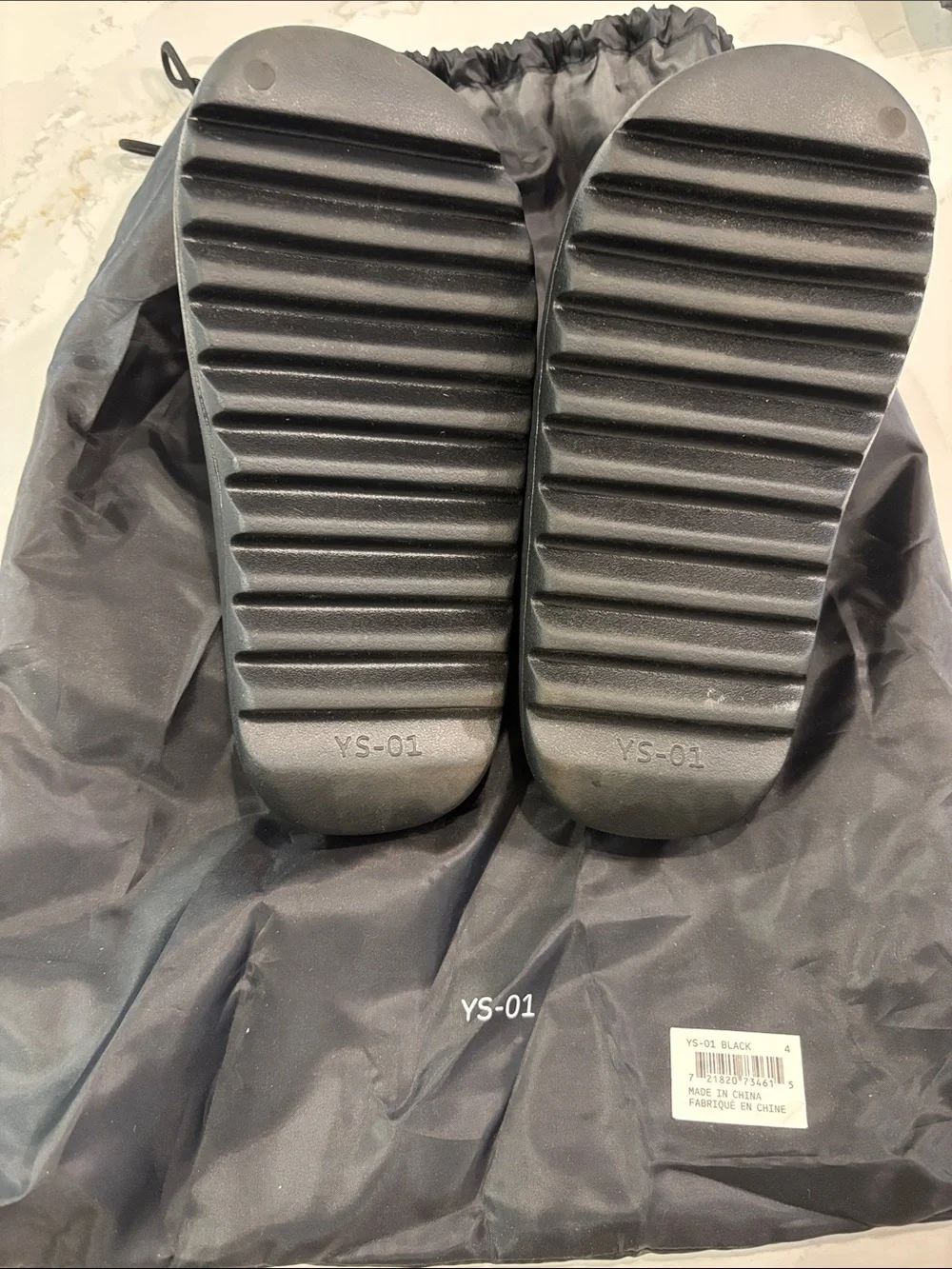 Yeezy Kids Black Slide Sandals